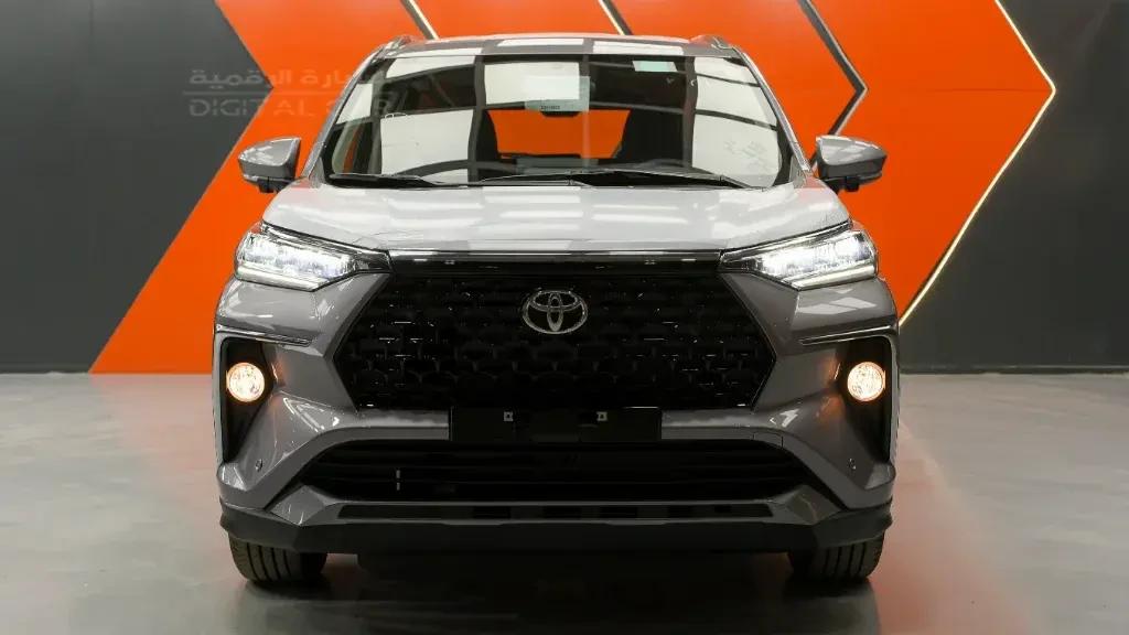 تويوتا-فيلوز-فل-كامل